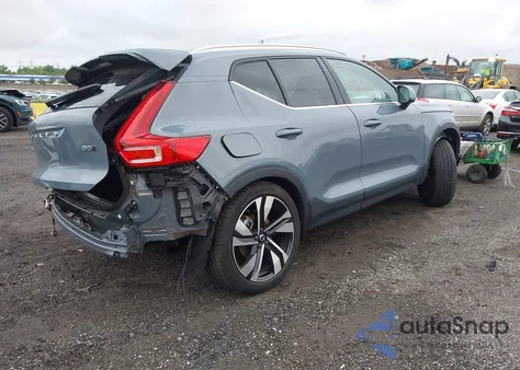 2023 Volvo Xc40 B5 Ultimate Bright Theme from USA, damaged, VIN YV4L12UAXP2025895